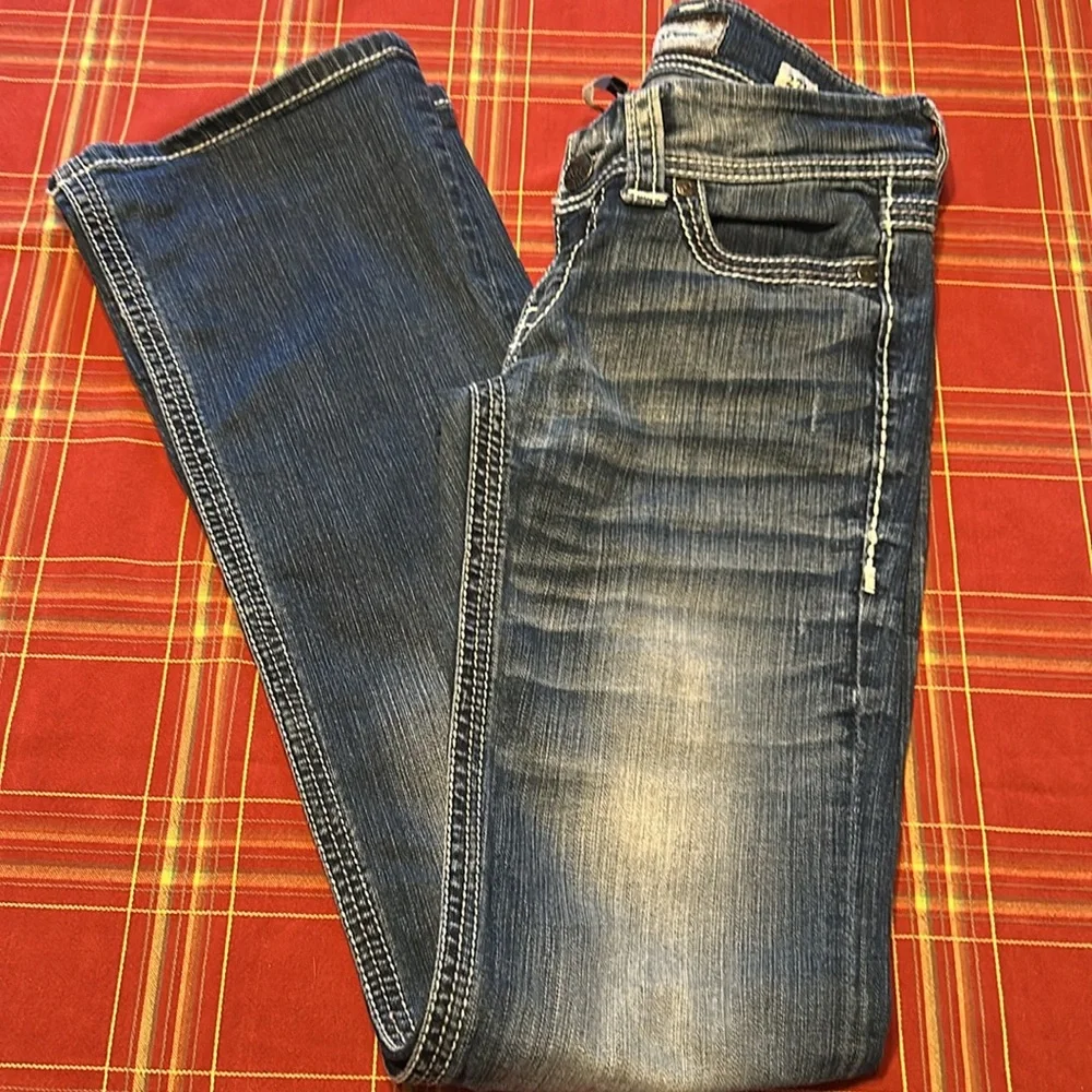 BKE denim Stella 27 X 33 1/2 Bootcut 5 Pocket Distressed Jeans EUC Worn Once Vtg - Picture 3 of 13